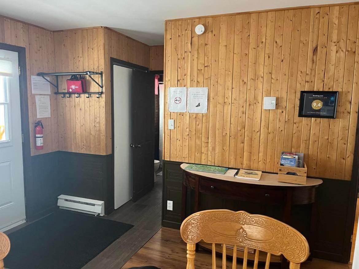 La Cabane Chez Jimmy Petit-Saguenay Екстериор снимка